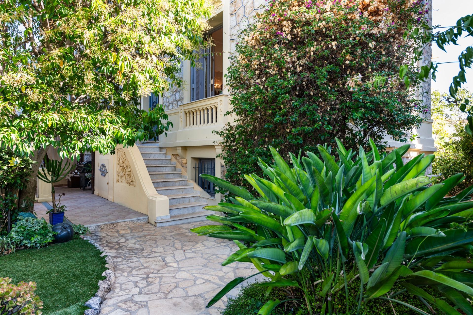 townhouse 5 Rooms for sale on NICE (06000)