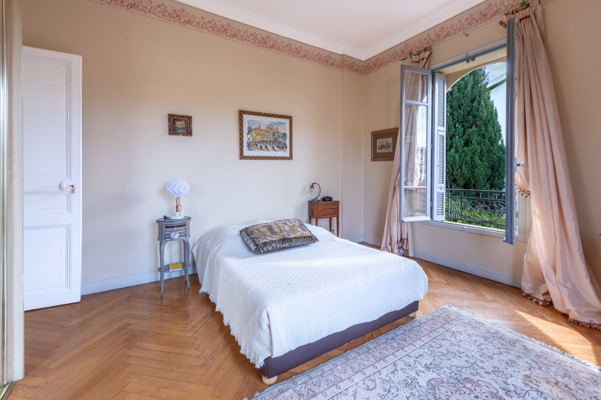 townhouse 5 Rooms for sale on NICE (06000)
