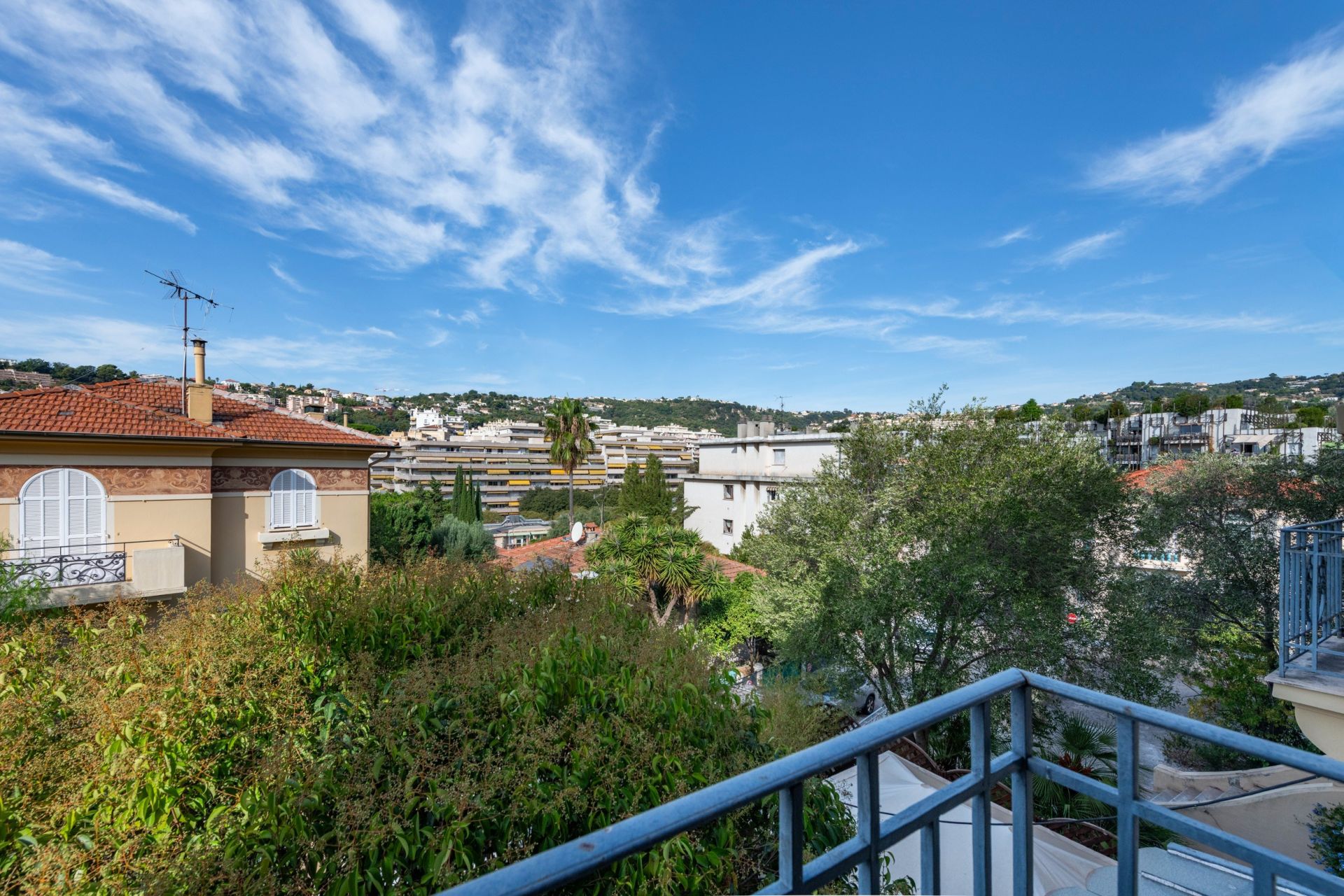 townhouse 5 Rooms for sale on NICE (06000)