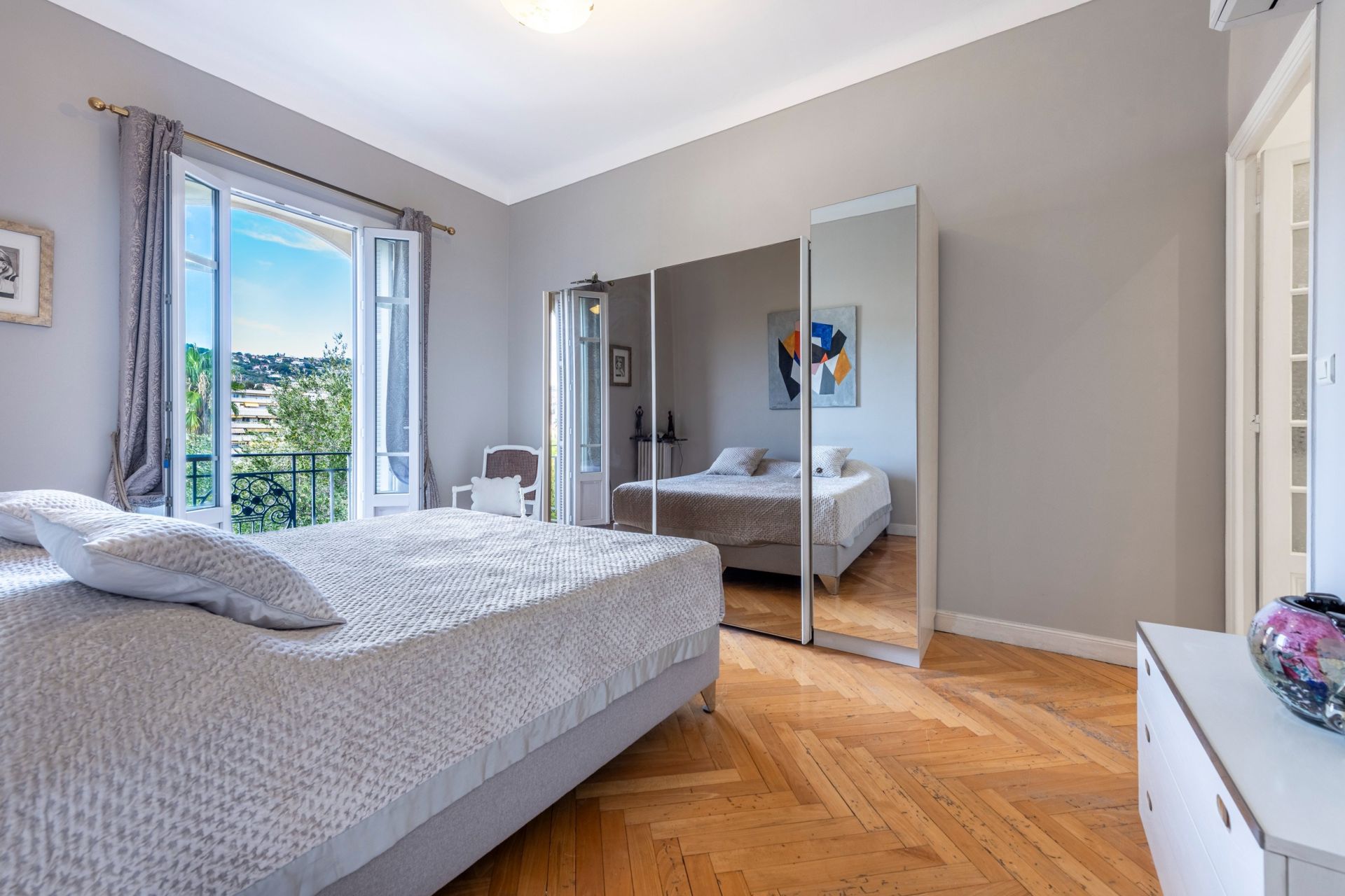 townhouse 5 Rooms for sale on NICE (06000)
