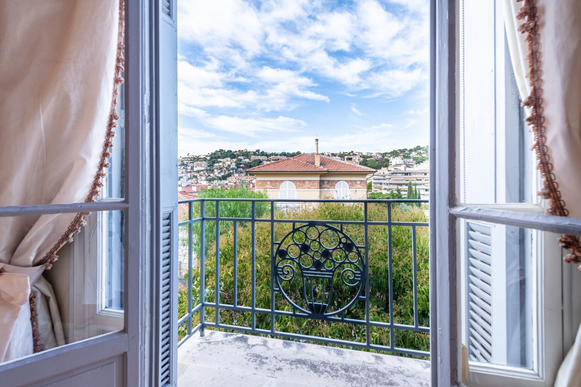 townhouse 5 Rooms for sale on NICE (06000)