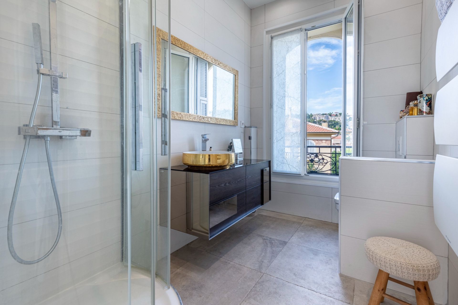 townhouse 5 Rooms for sale on NICE (06000)