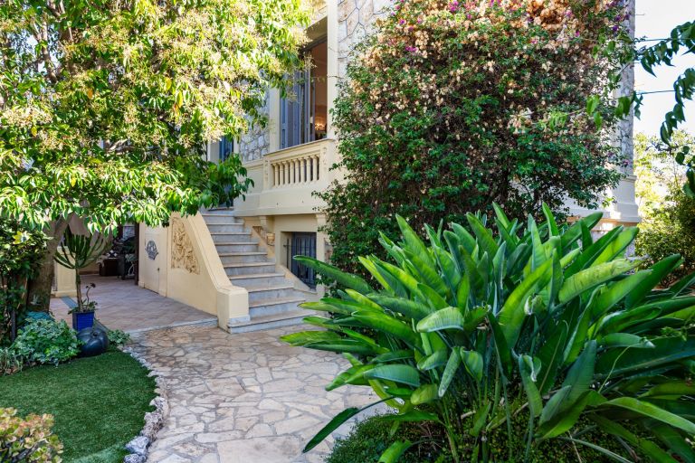 townhouse 5 Rooms for sale on NICE (06000)