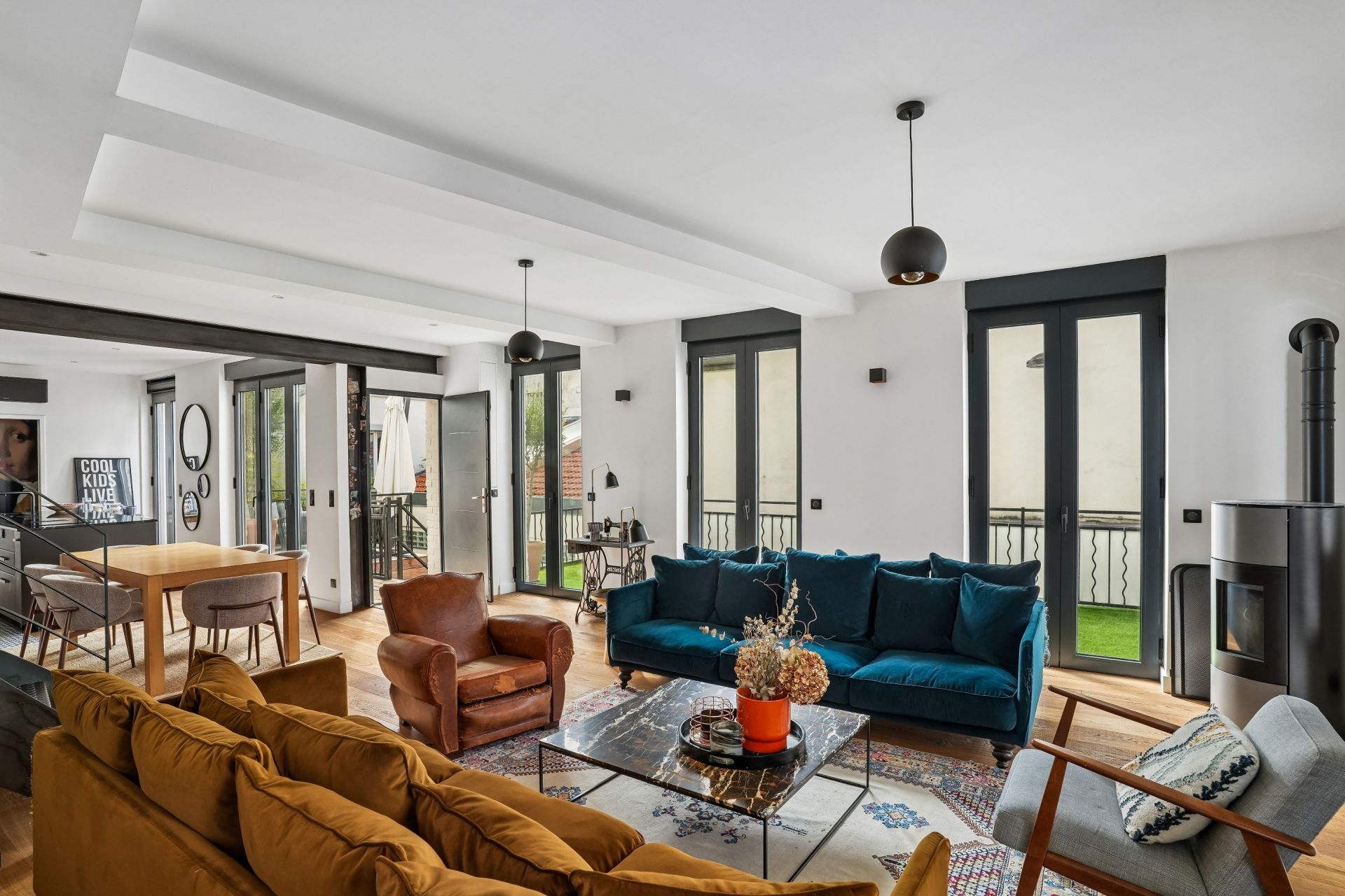architect's house 7 Rooms for sale on PARIS (75018)