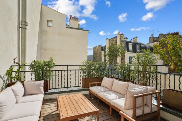 Sale Architect's house Paris 18 7&nbsp;Rooms 154&nbsp;m²