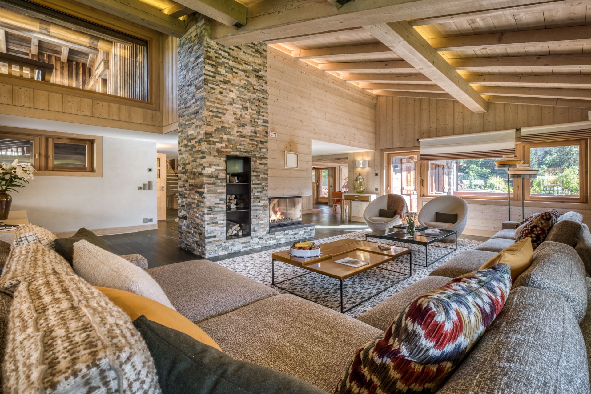luxury chalet 18 Rooms for sale on MEGEVE (74120)