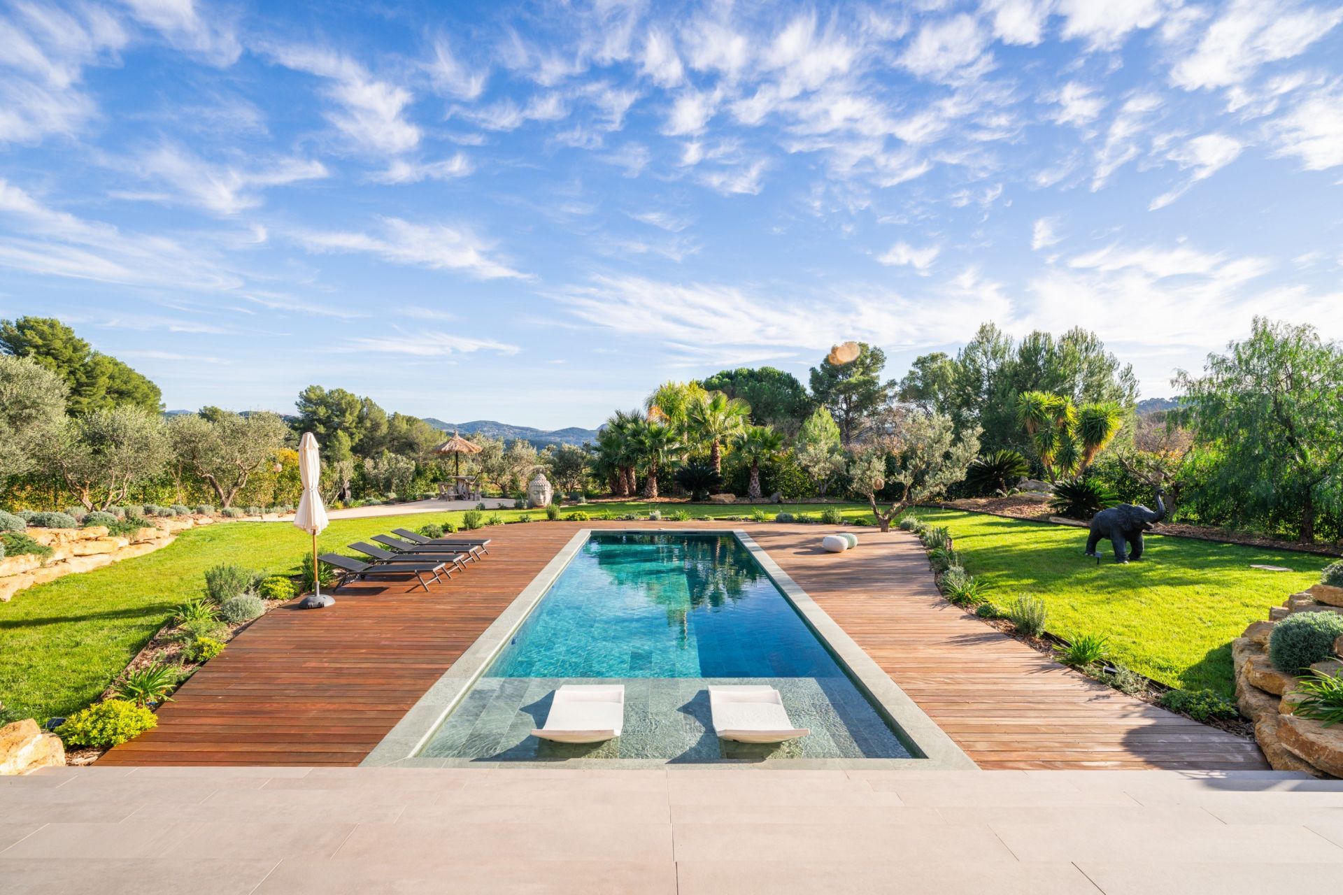 maison de luxe 10 Pièces en vente sur LA CADIERE D AZUR (83740)