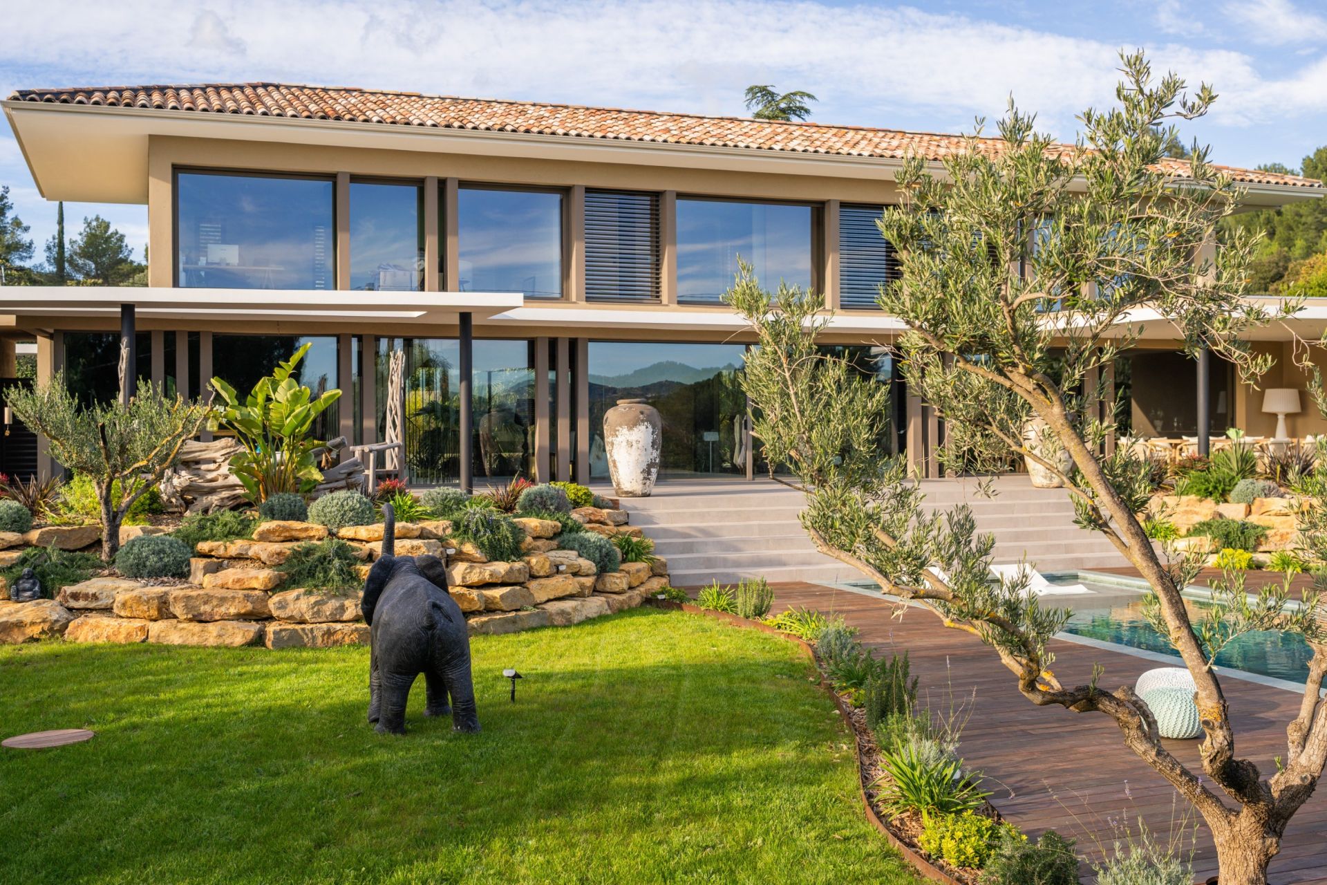 maison de luxe 10 Pièces en vente sur LA CADIERE D AZUR (83740)