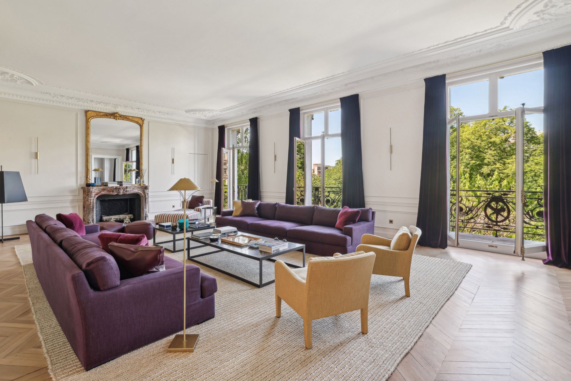 luxury apartment 7 Rooms for sale on PARIS (75016)