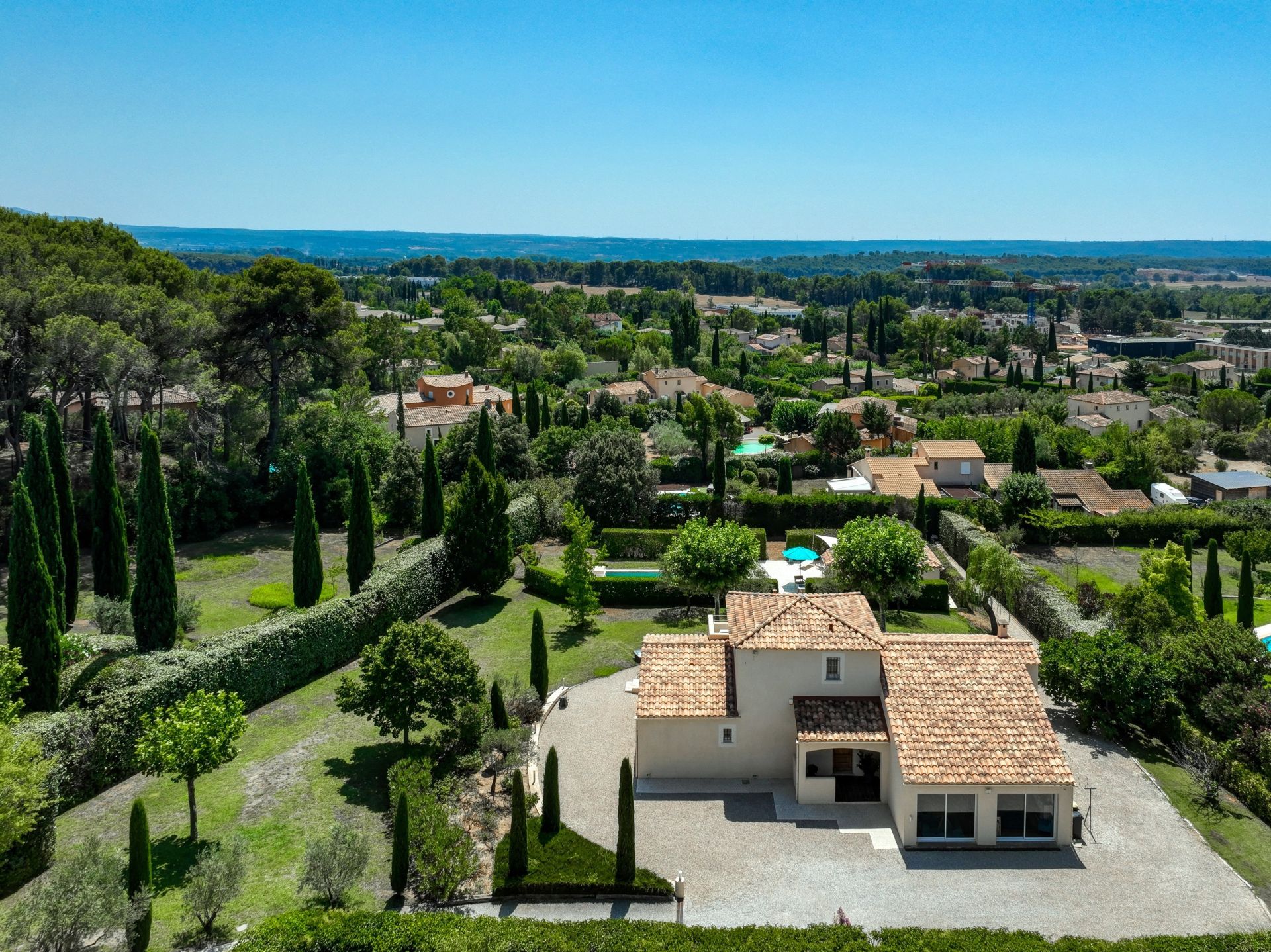 luxury house 5 Rooms for sale on AIX EN PROVENCE (13100)