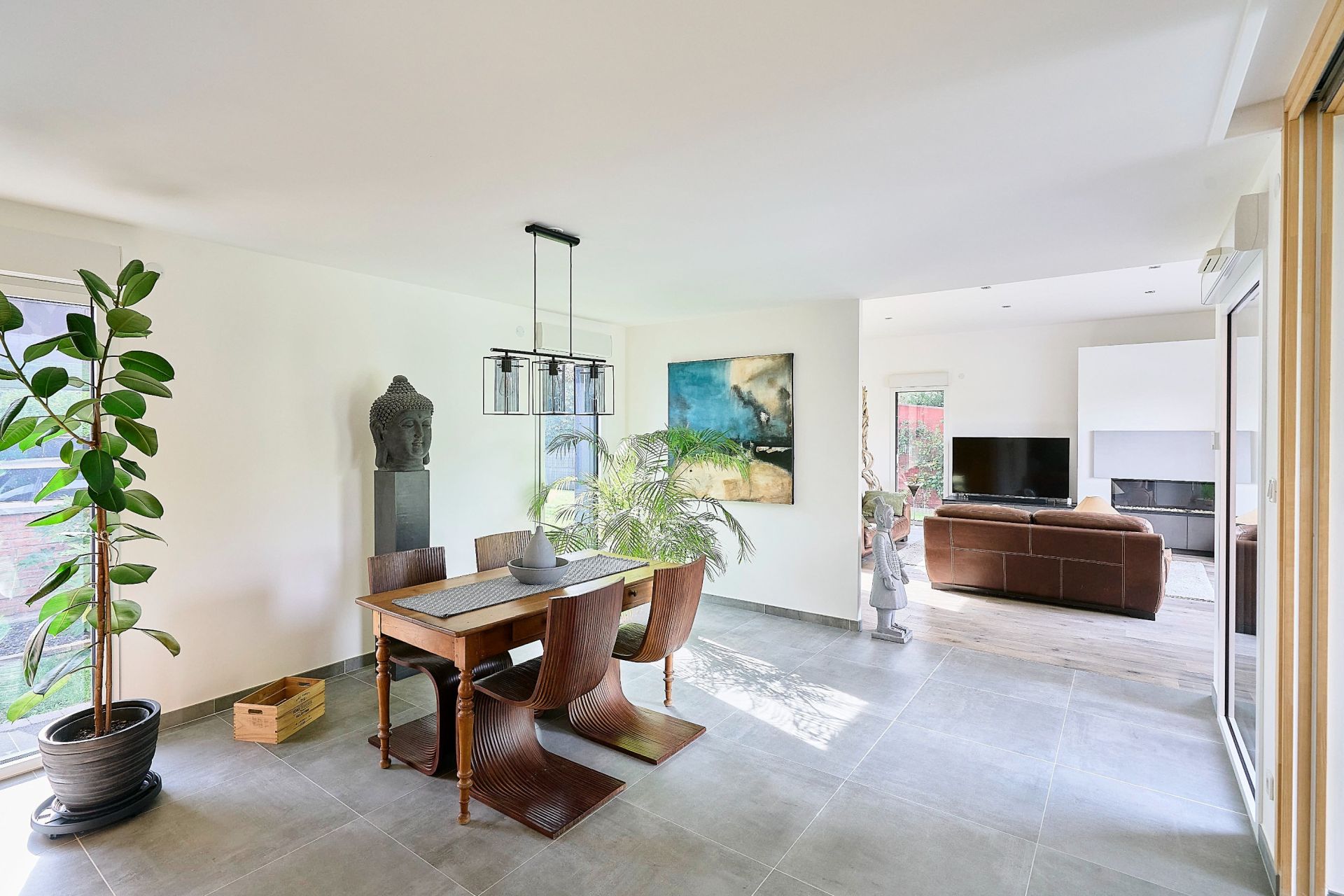 luxury house 9 Rooms for sale on AUBERS (59249)