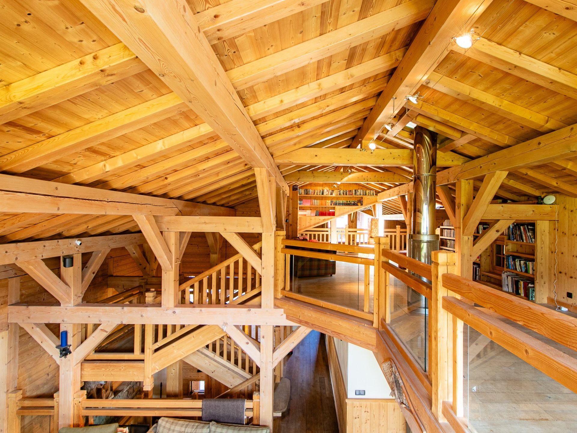 luxury chalet 14 Rooms for sale on SAMOENS (74340)