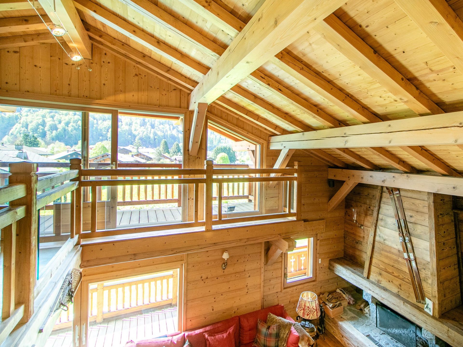 luxury chalet 14 Rooms for sale on SAMOENS (74340)