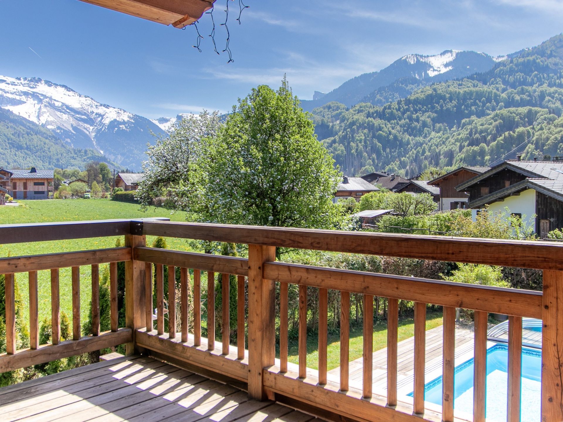 luxury chalet 14 Rooms for sale on SAMOENS (74340)