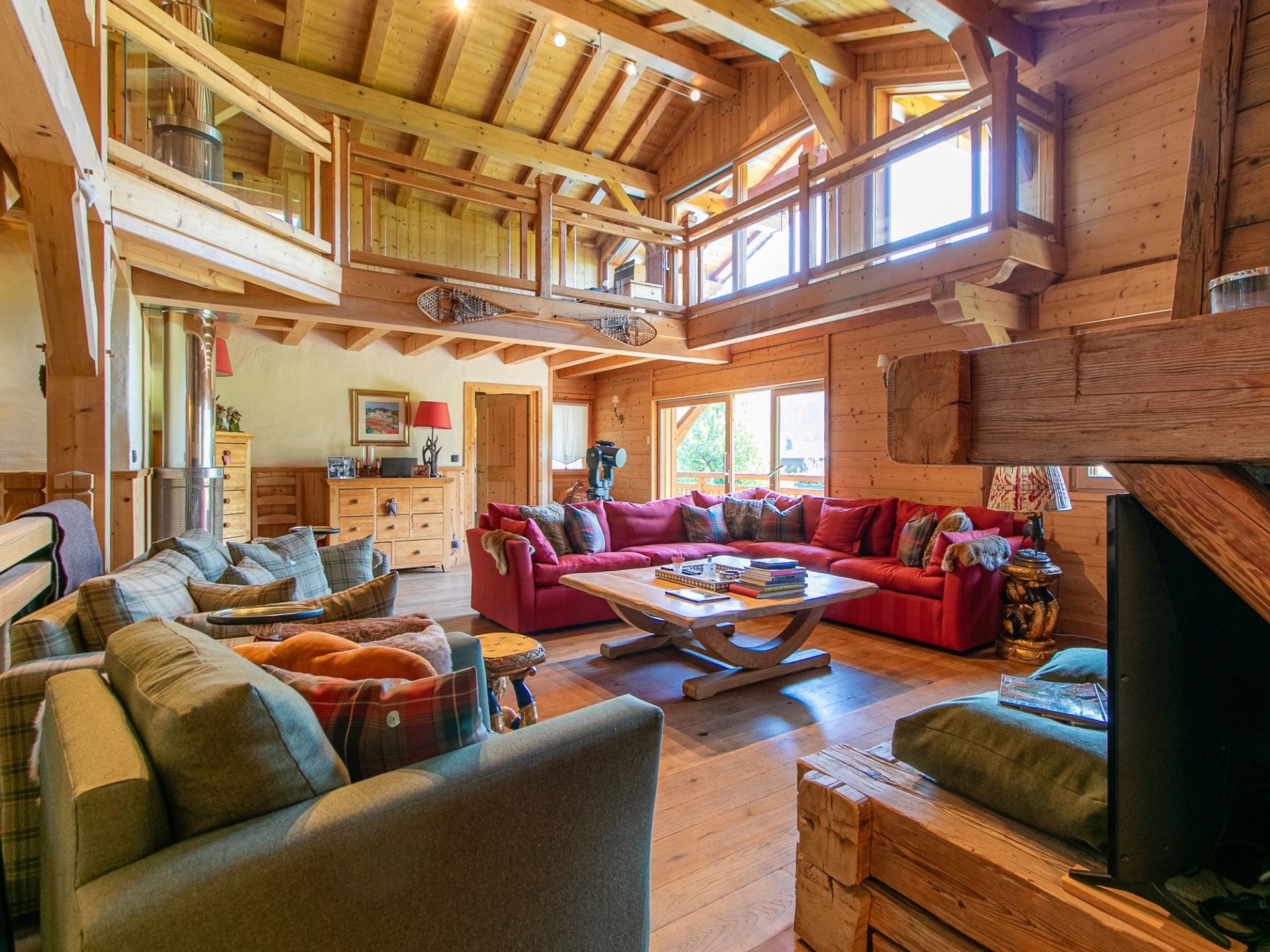 luxury chalet 14 Rooms for sale on SAMOENS (74340)
