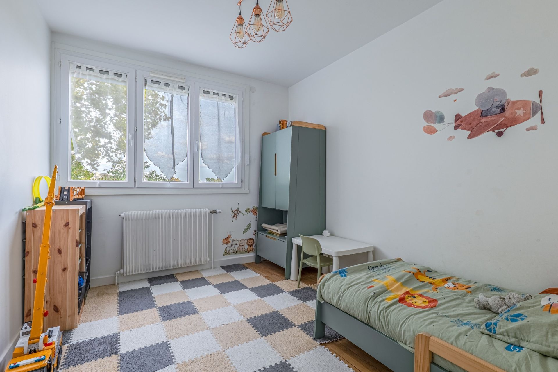 appartement de luxe 6 Pièces en vente sur BRON (69500)