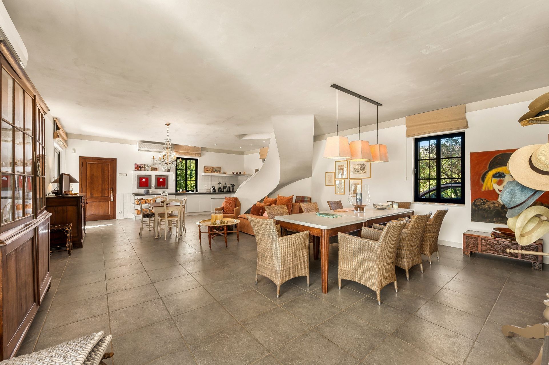 maison de luxe 5 Pièces en vente sur COTIGNAC (83570)
