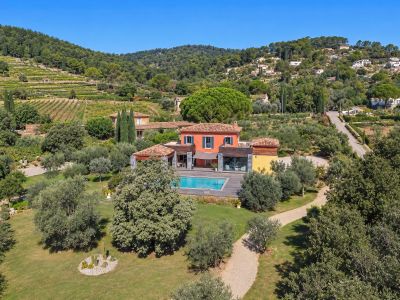 Vente Maison de luxe Cotignac 5&nbsp;Pièces 182&nbsp;m²