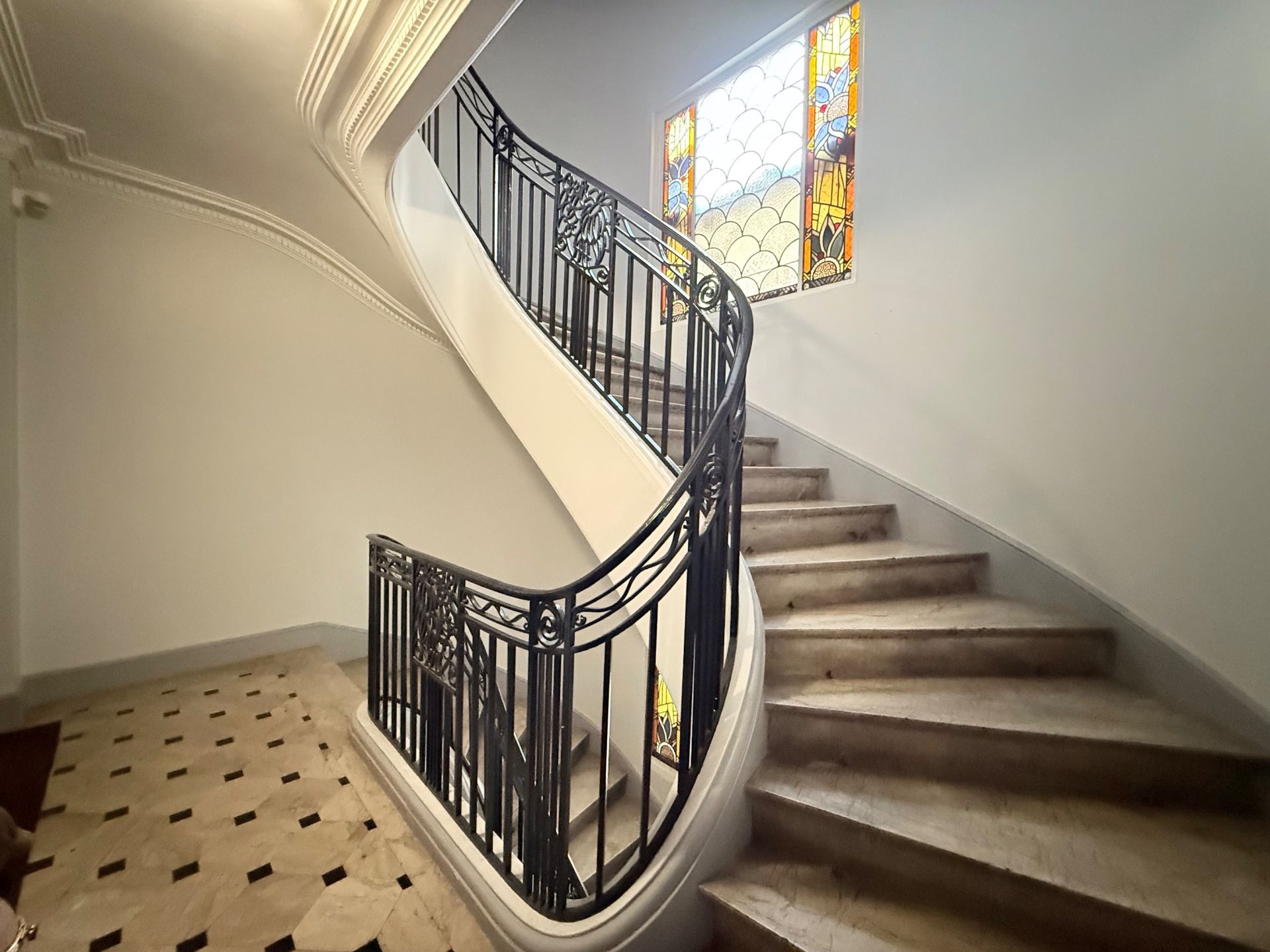 luxury apartment 7 Rooms for sale on LILLE (59000)