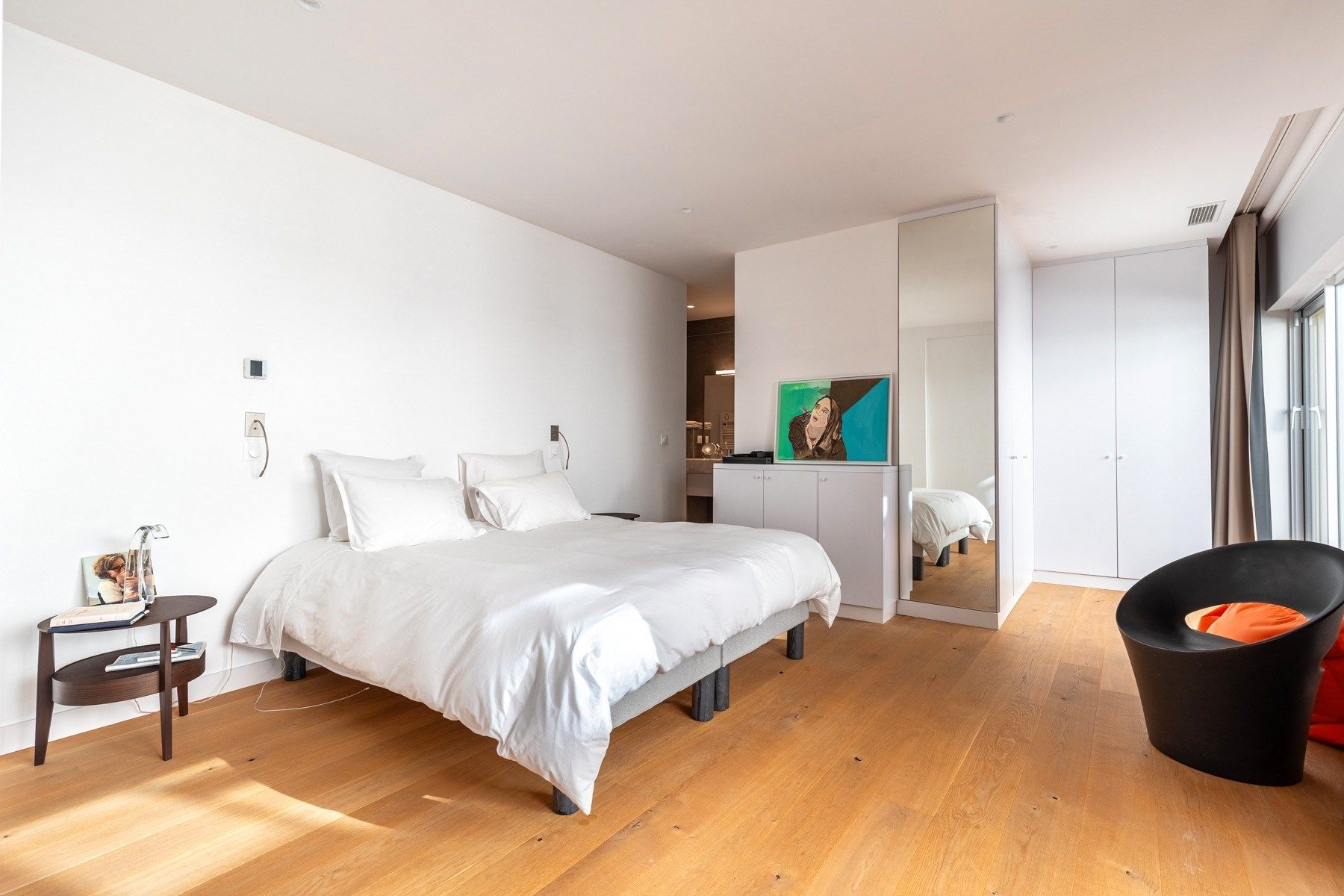 luxury apartment 5 Rooms for sale on BORDEAUX (33000)