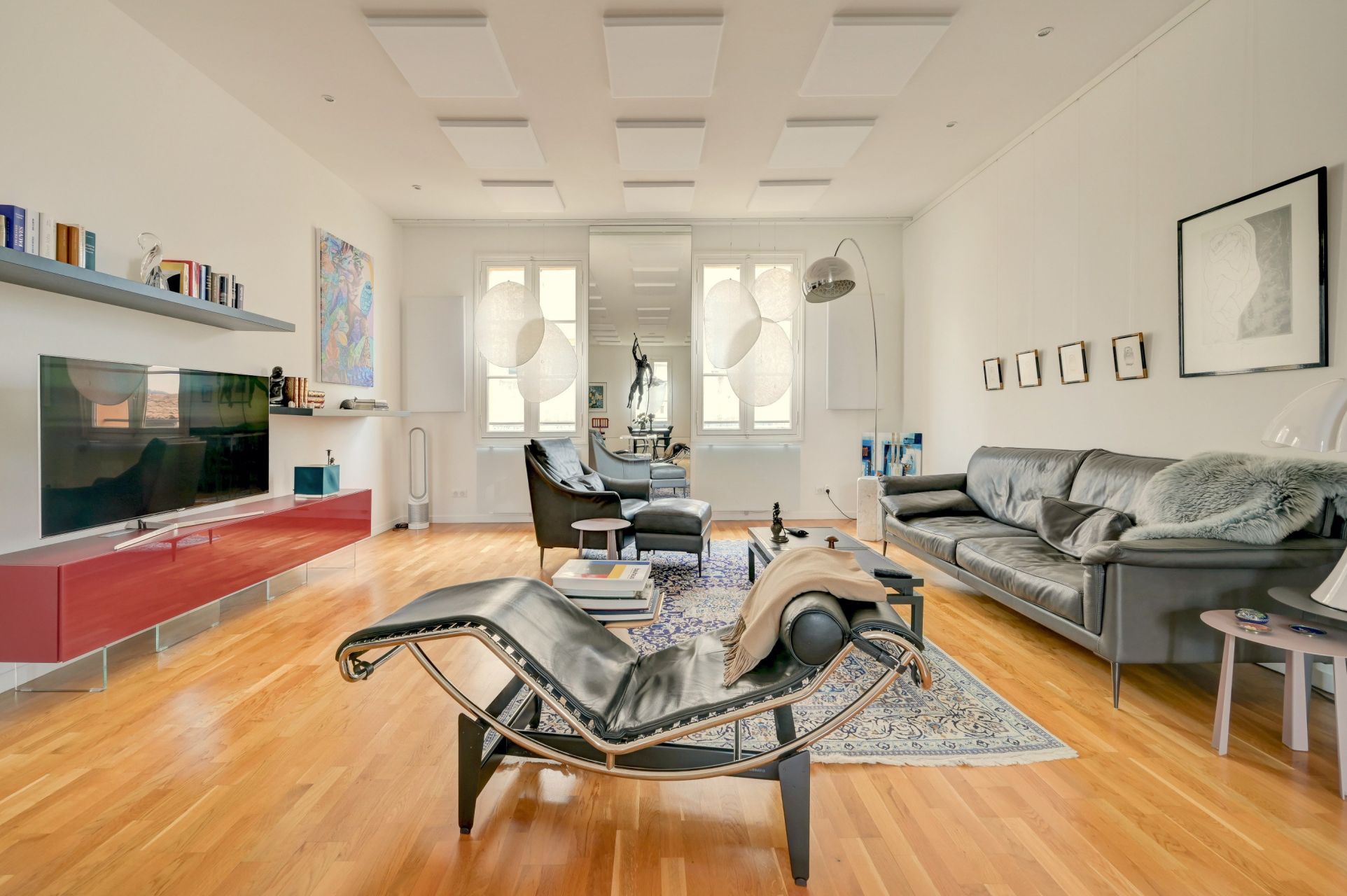 luxury apartment 5 Rooms for sale on AIX EN PROVENCE (13100)