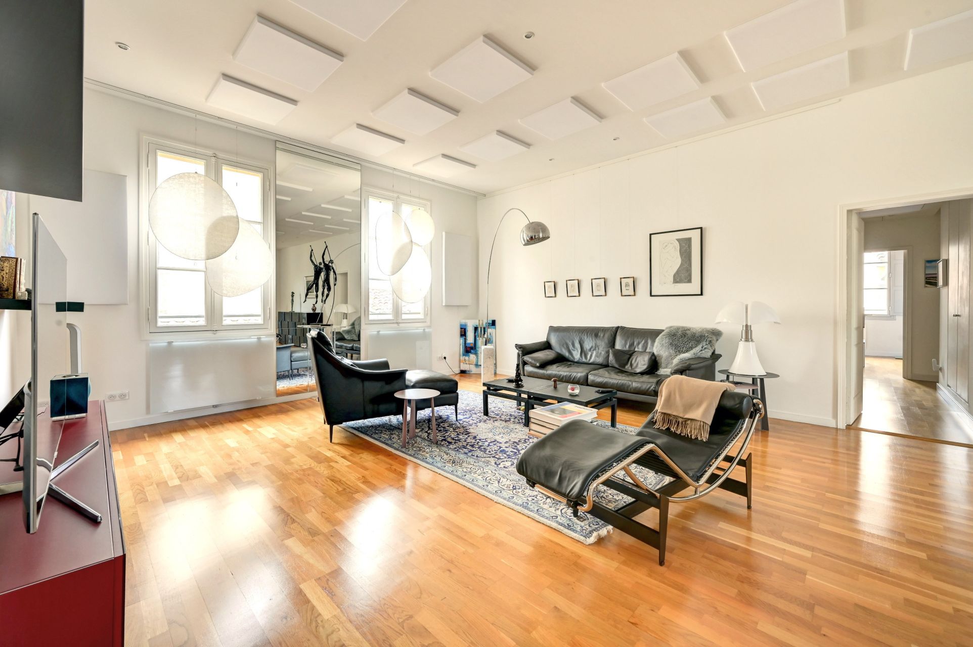 luxury apartment 5 Rooms for sale on AIX EN PROVENCE (13100)