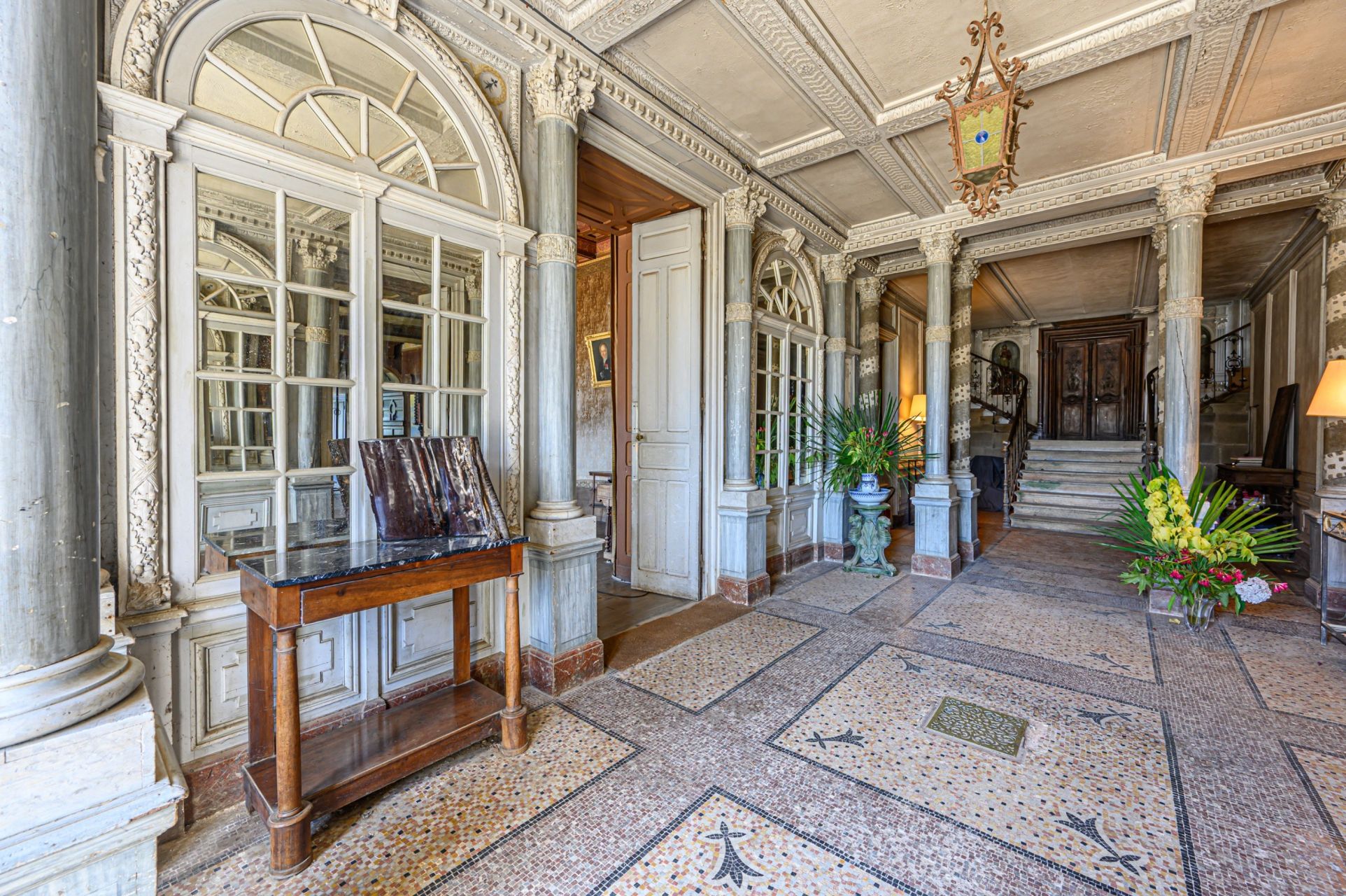 castle 20 Rooms for sale on QUIMPER (29000)