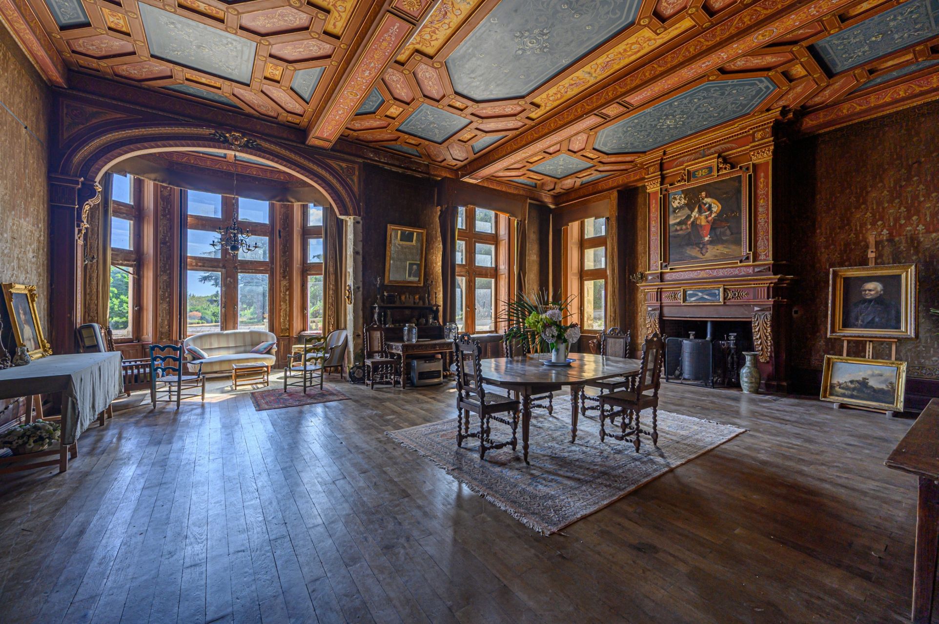castle 20 Rooms for sale on QUIMPER (29000)