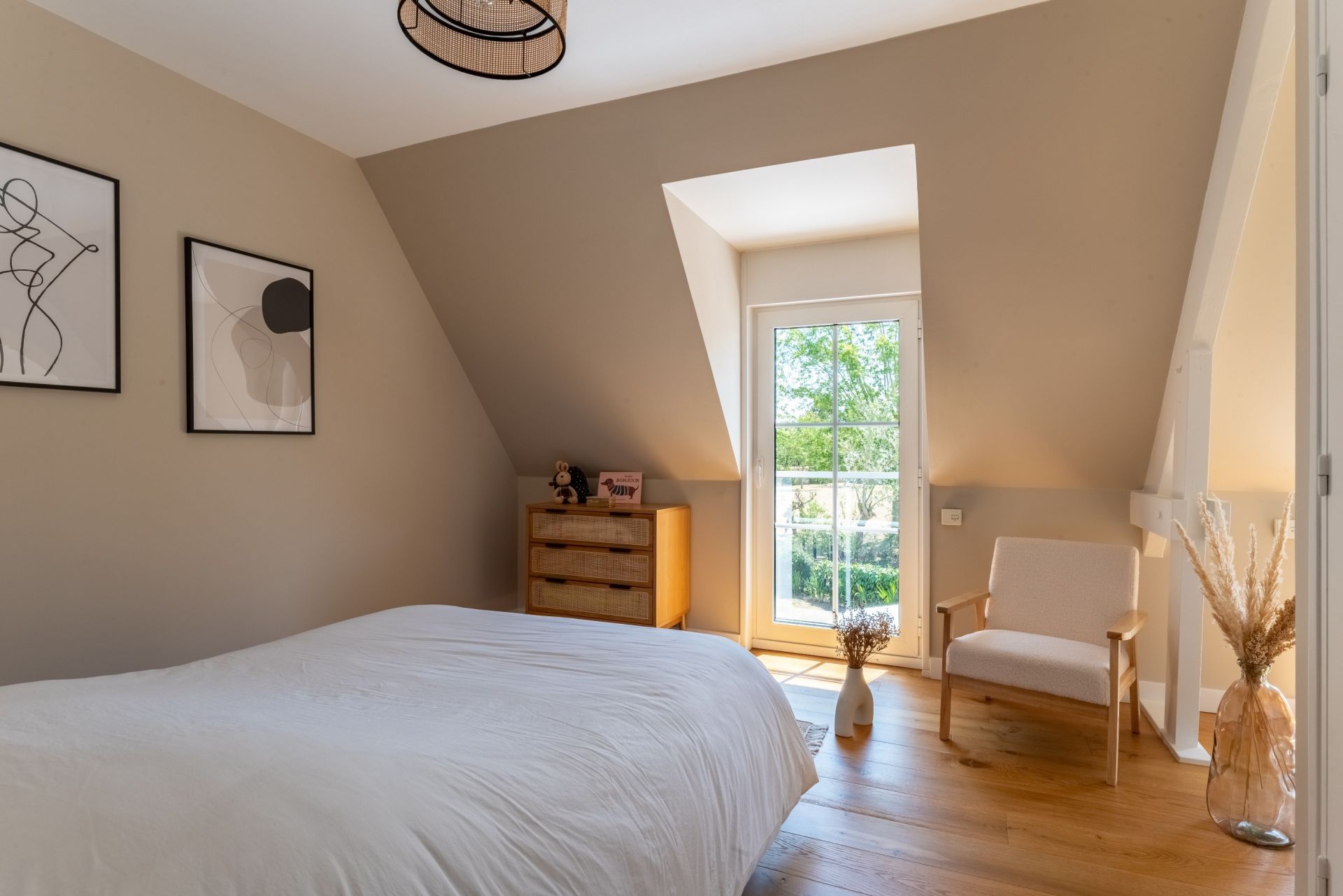 luxury house 8 Rooms for sale on ST VIGOR (27930)