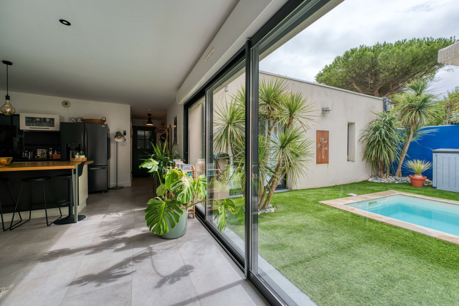 maison contemporaine 5 Pièces en vente sur ANGOULINS (17690)