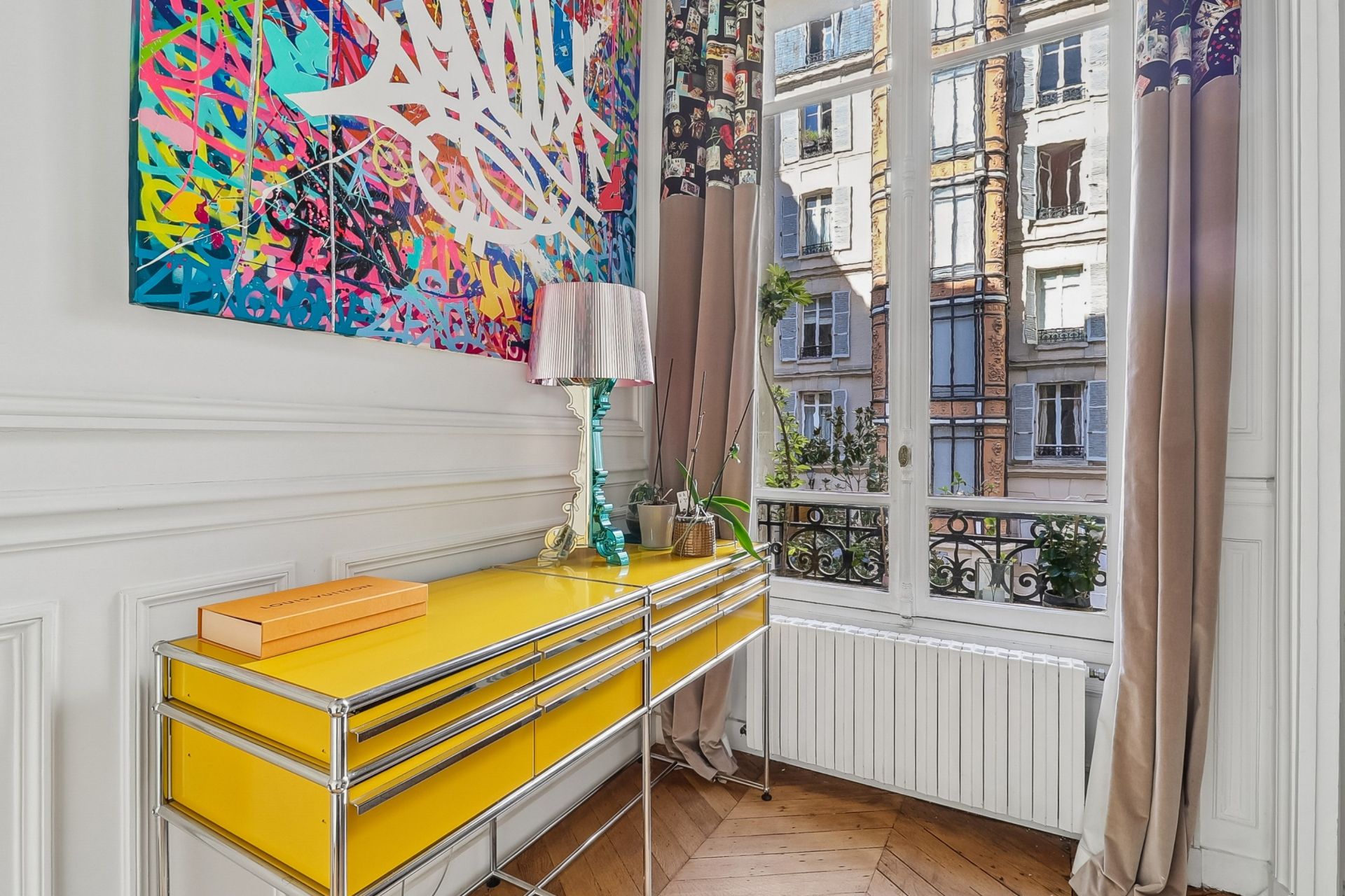 luxury apartment 5 Rooms for sale on PARIS (75016)