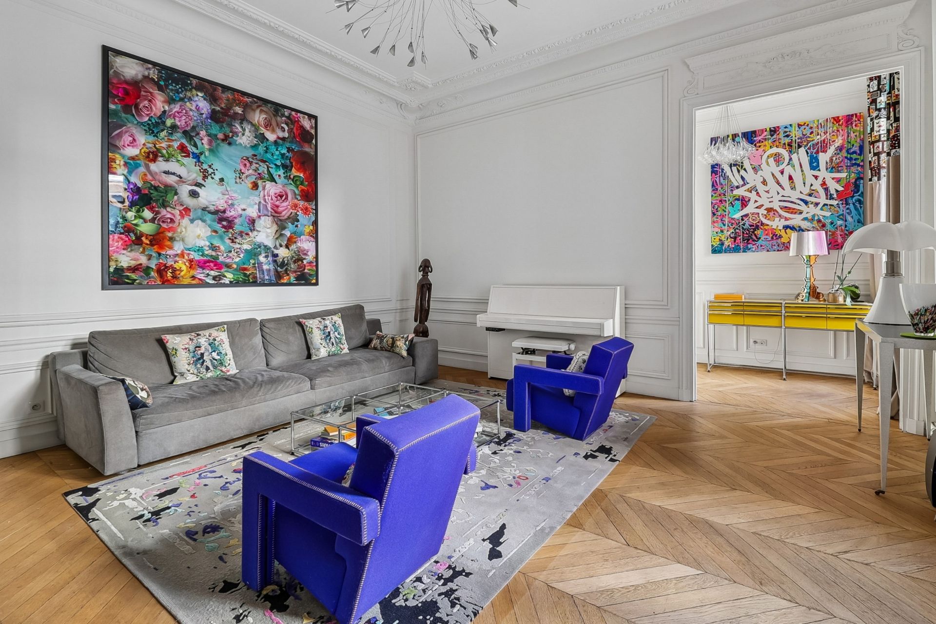 luxury apartment 5 Rooms for sale on PARIS (75016)