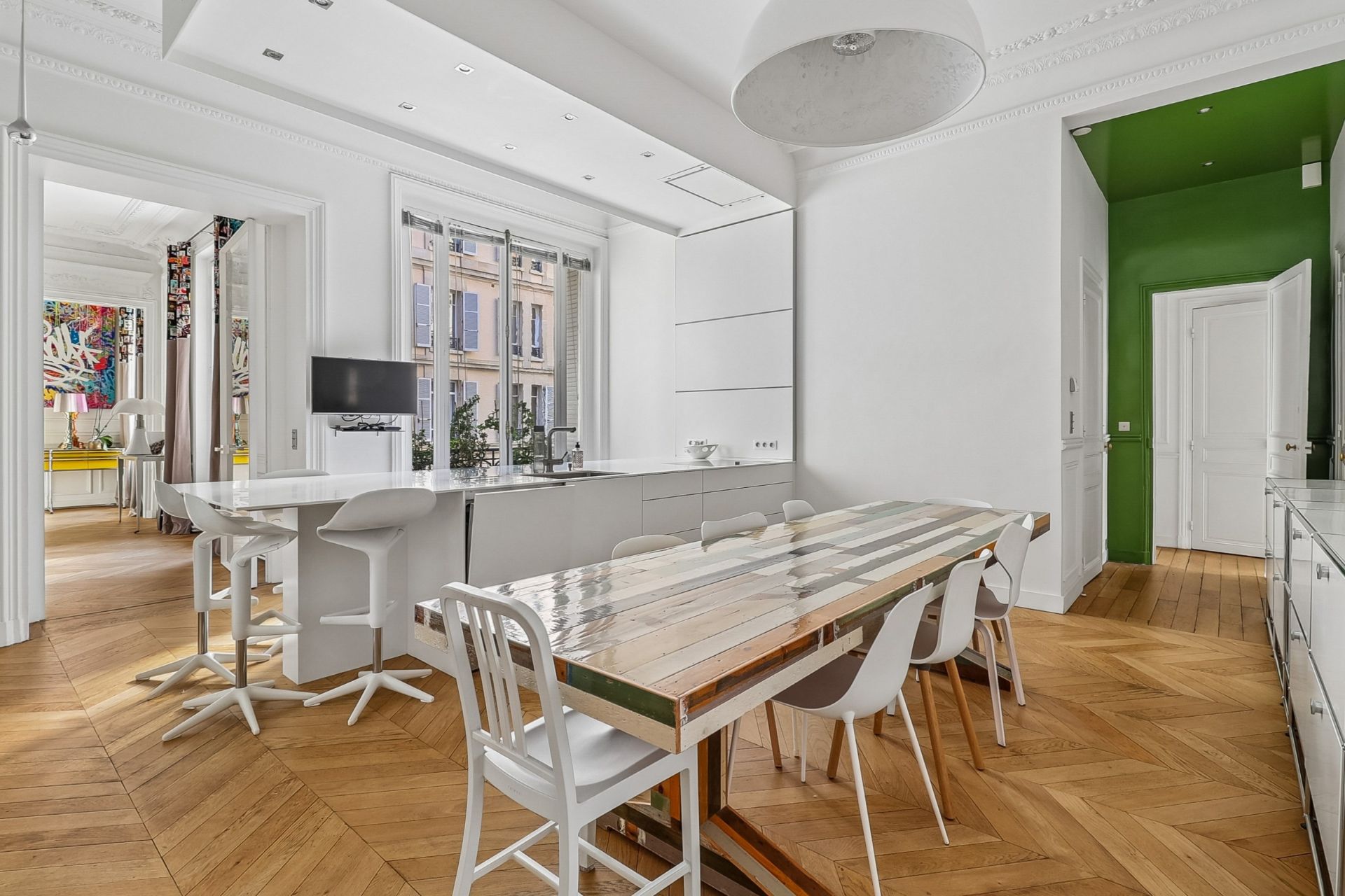 luxury apartment 5 Rooms for sale on PARIS (75016)