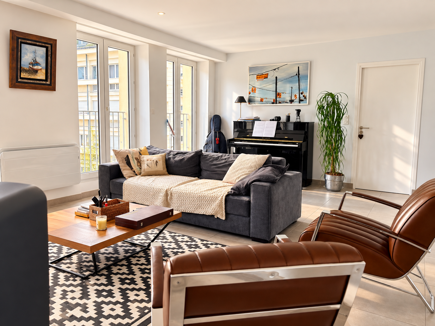 luxury apartment 5 Rooms for sale on ORLEANS (45000)