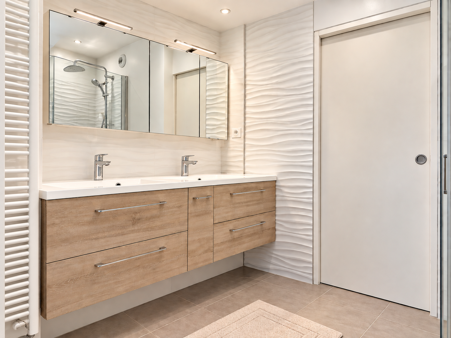 luxury apartment 5 Rooms for sale on ORLEANS (45000)