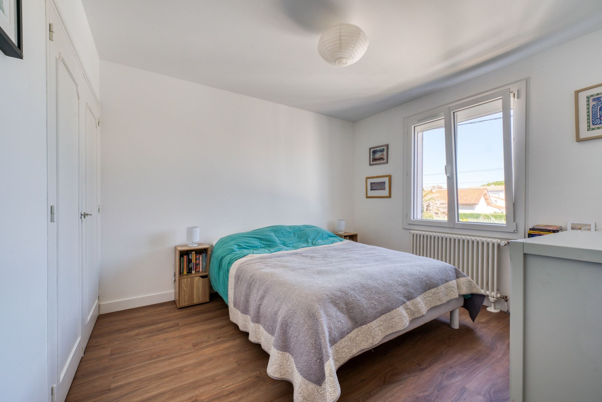 luxury house 8 Rooms for sale on VAUX SUR MER (17640)