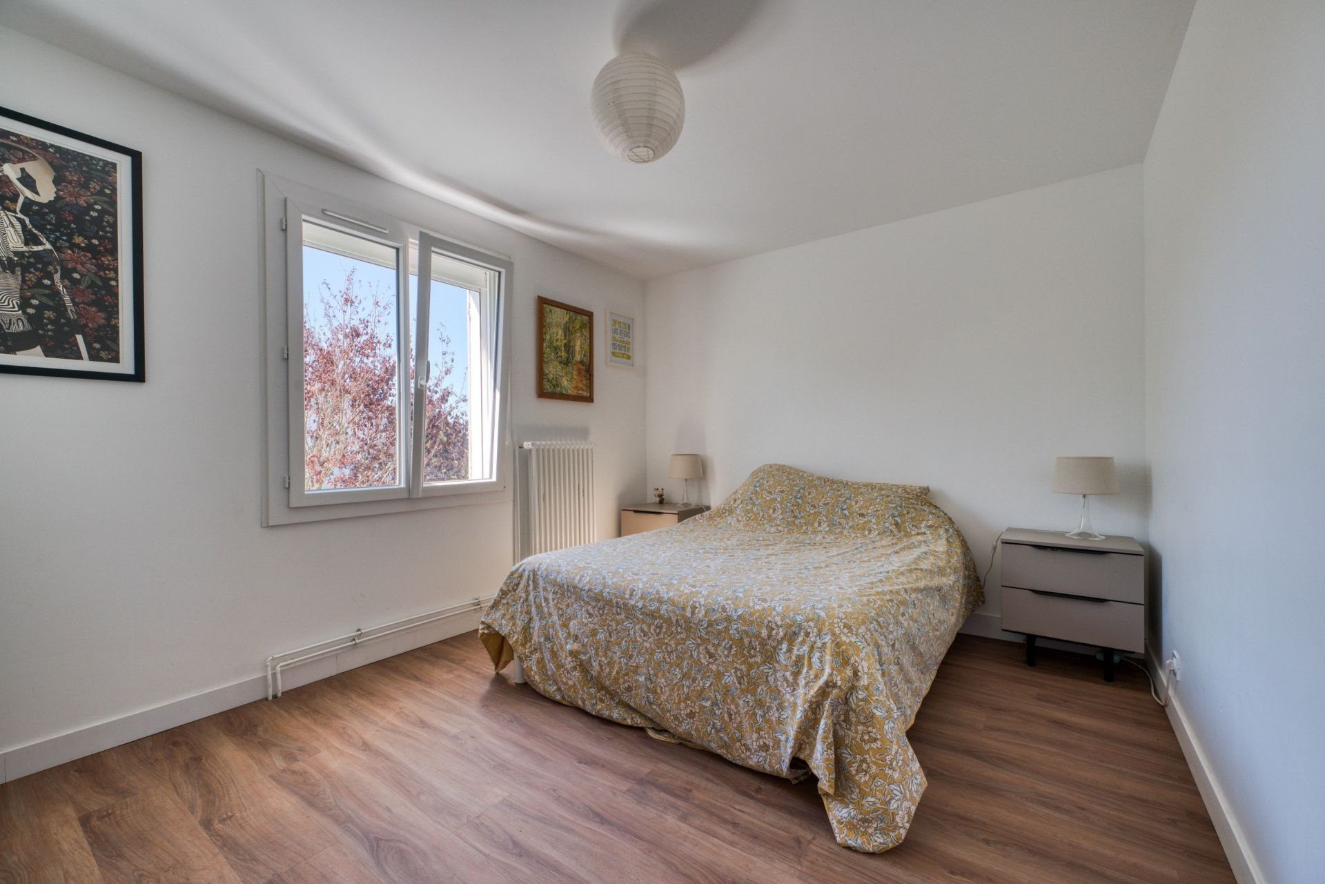 luxury house 8 Rooms for sale on VAUX SUR MER (17640)