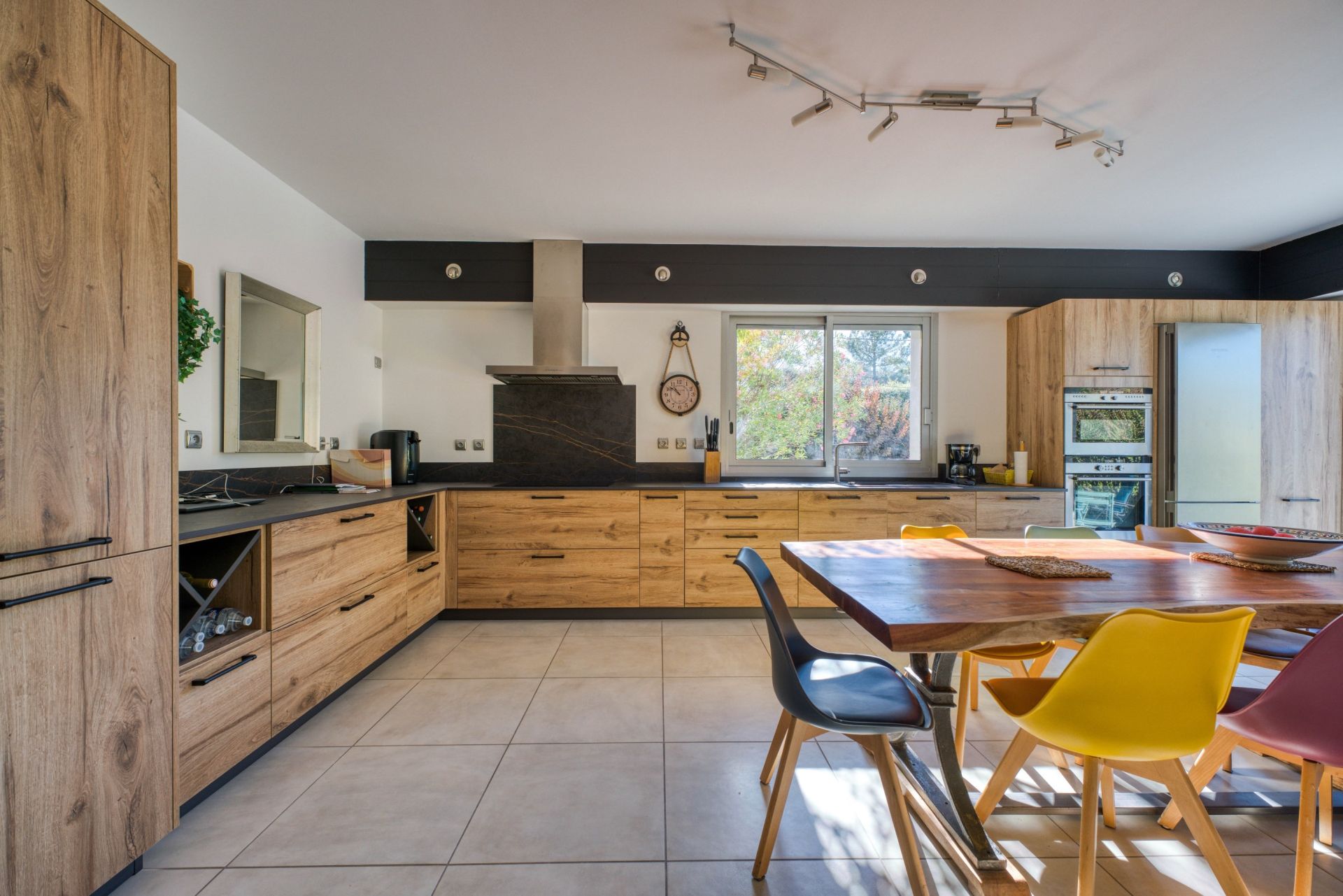 luxury house 6 Rooms for sale on ST PALAIS SUR MER (17420)