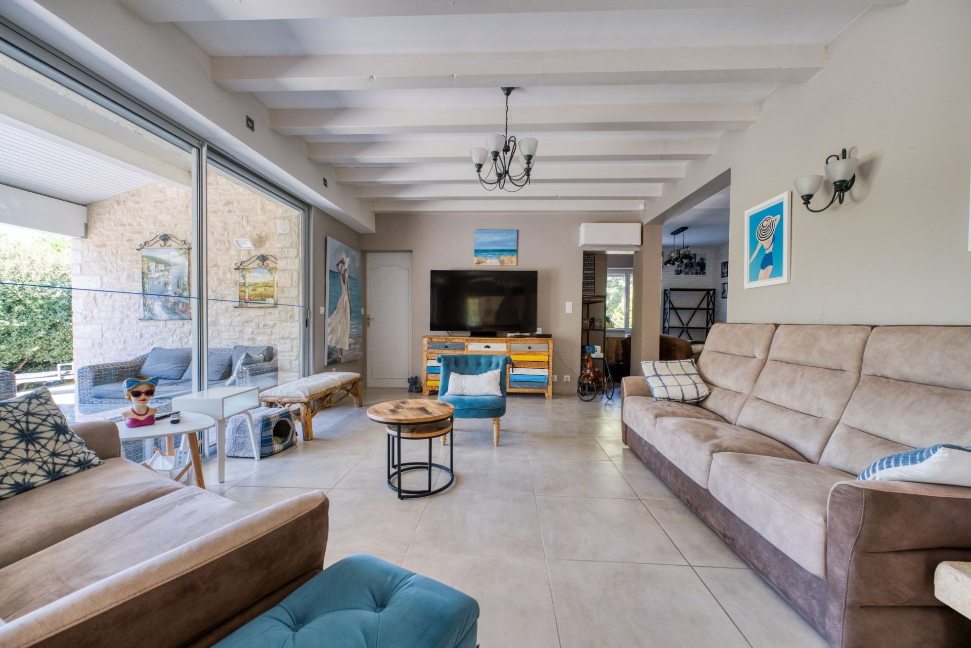 luxury house 6 Rooms for sale on ST PALAIS SUR MER (17420)