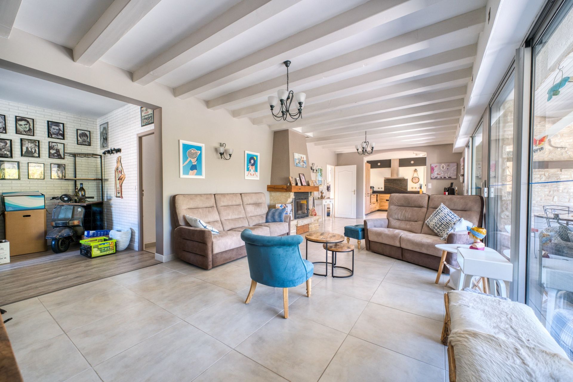 luxury house 6 Rooms for sale on ST PALAIS SUR MER (17420)