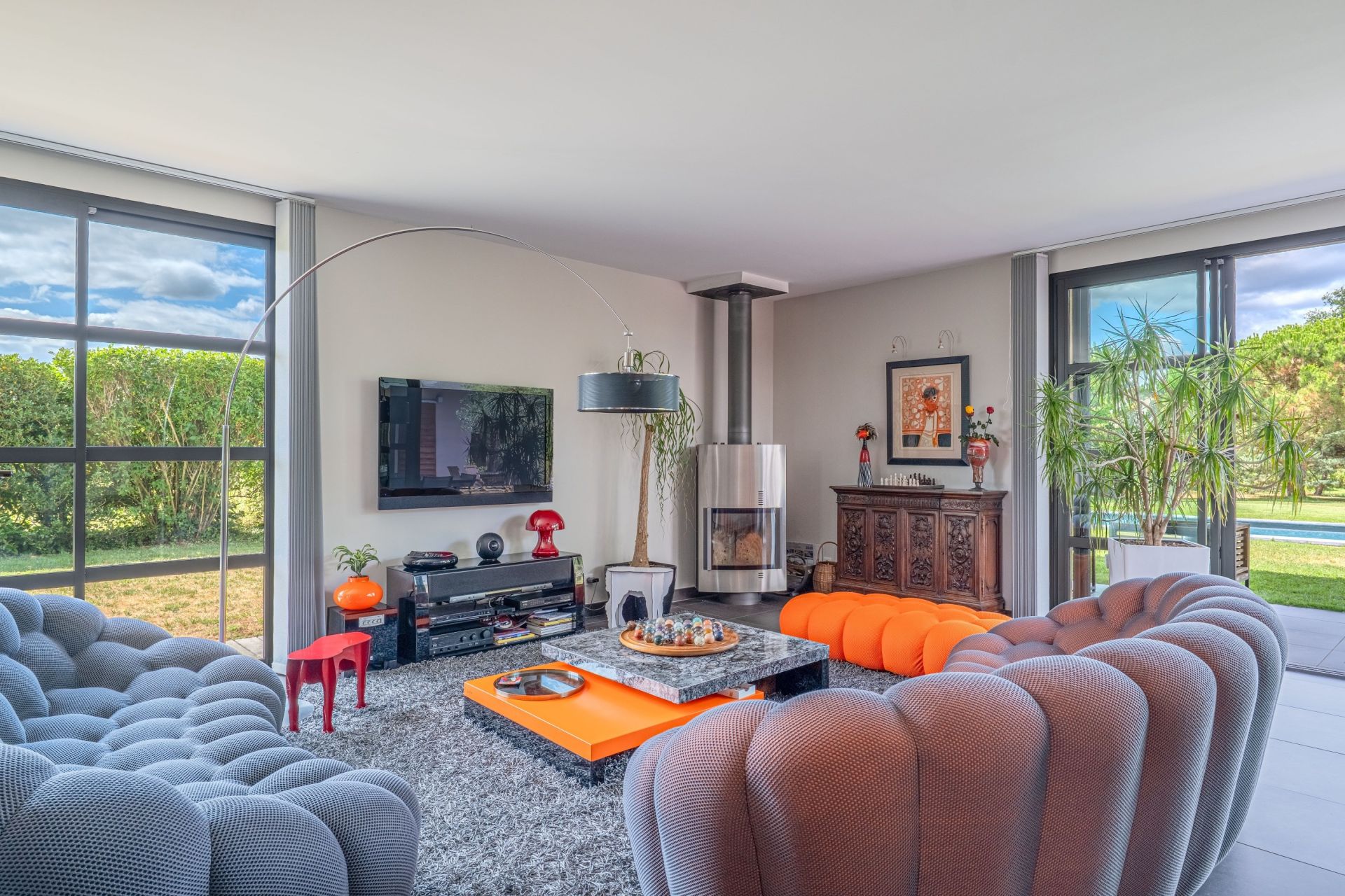 luxury house 8 Rooms for sale on ST GENIS LAVAL (69230)