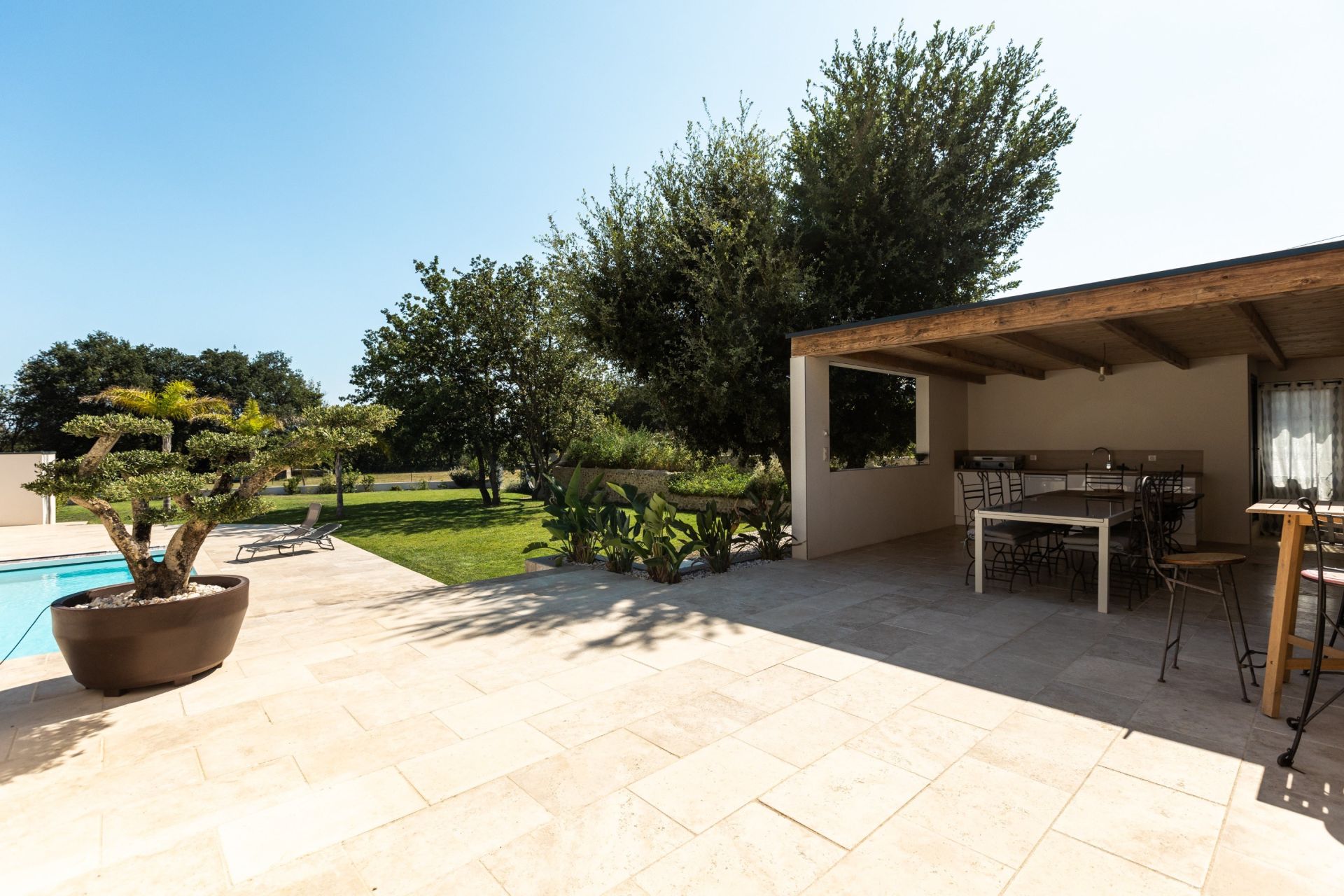 luxury house 9 Rooms for sale on LE SOLER (66270)