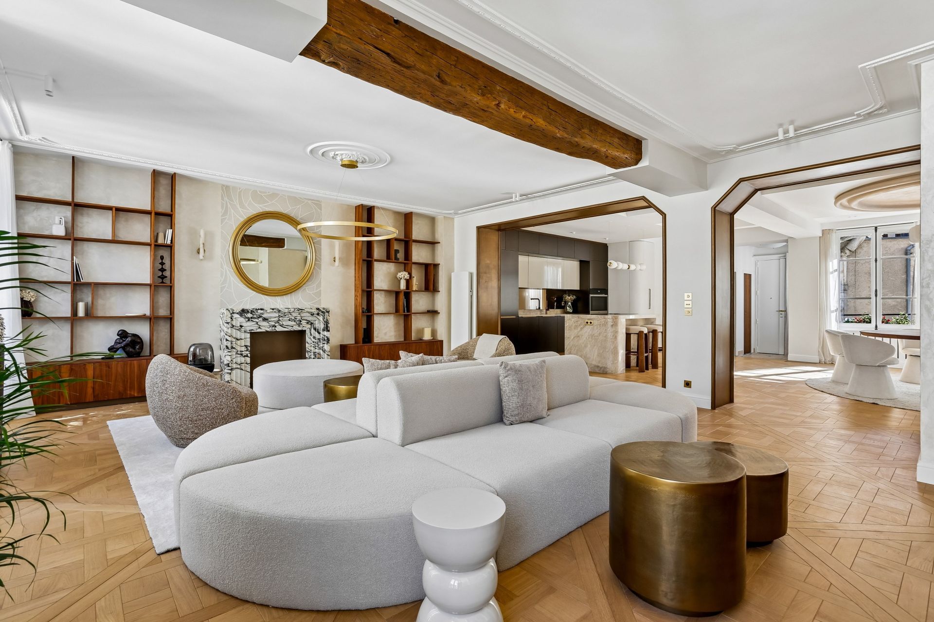 luxury apartment 6 Rooms for sale on PARIS (75001)