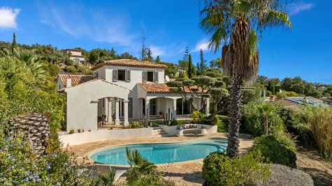 Sale Luxury villa Sainte-Maxime 5&nbsp;Rooms 125&nbsp;m²