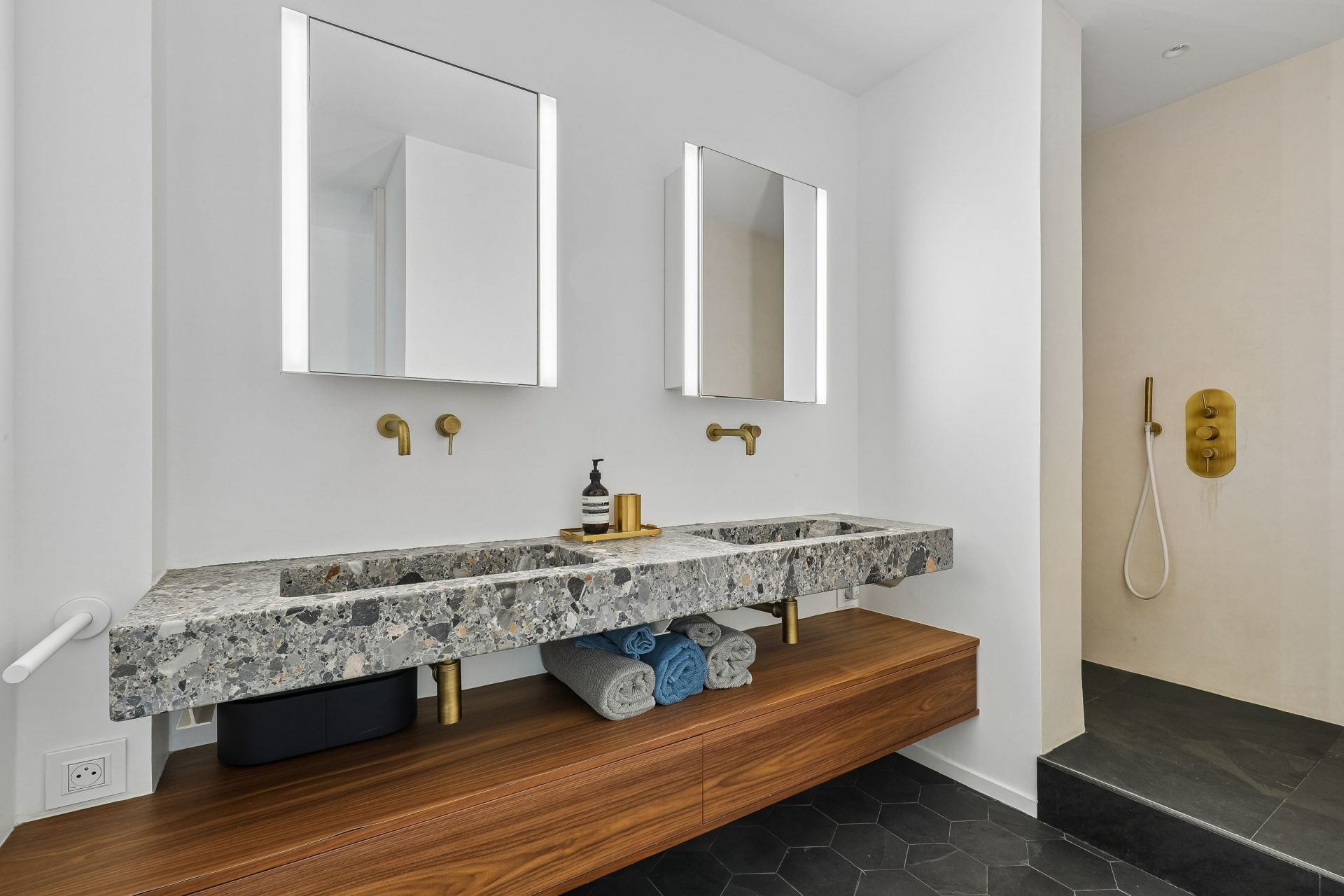 appartement de luxe 2 Pièces en vente sur PARIS (75004)