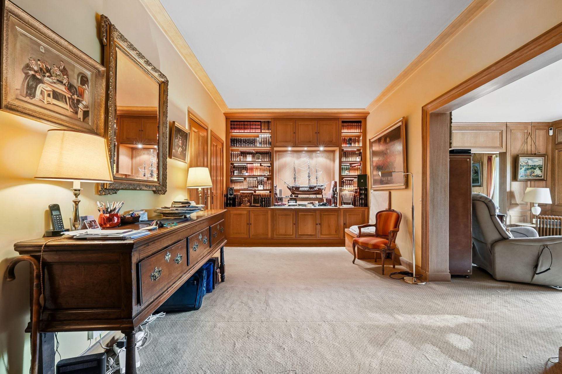 luxury apartment 5 Rooms for sale on NEUILLY SUR SEINE (92200)