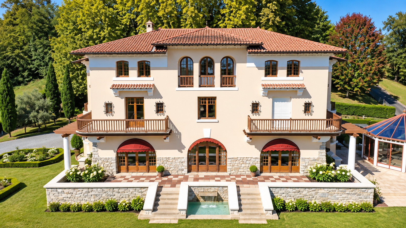 mansion 11 Rooms for sale on BAYONNE (64100)