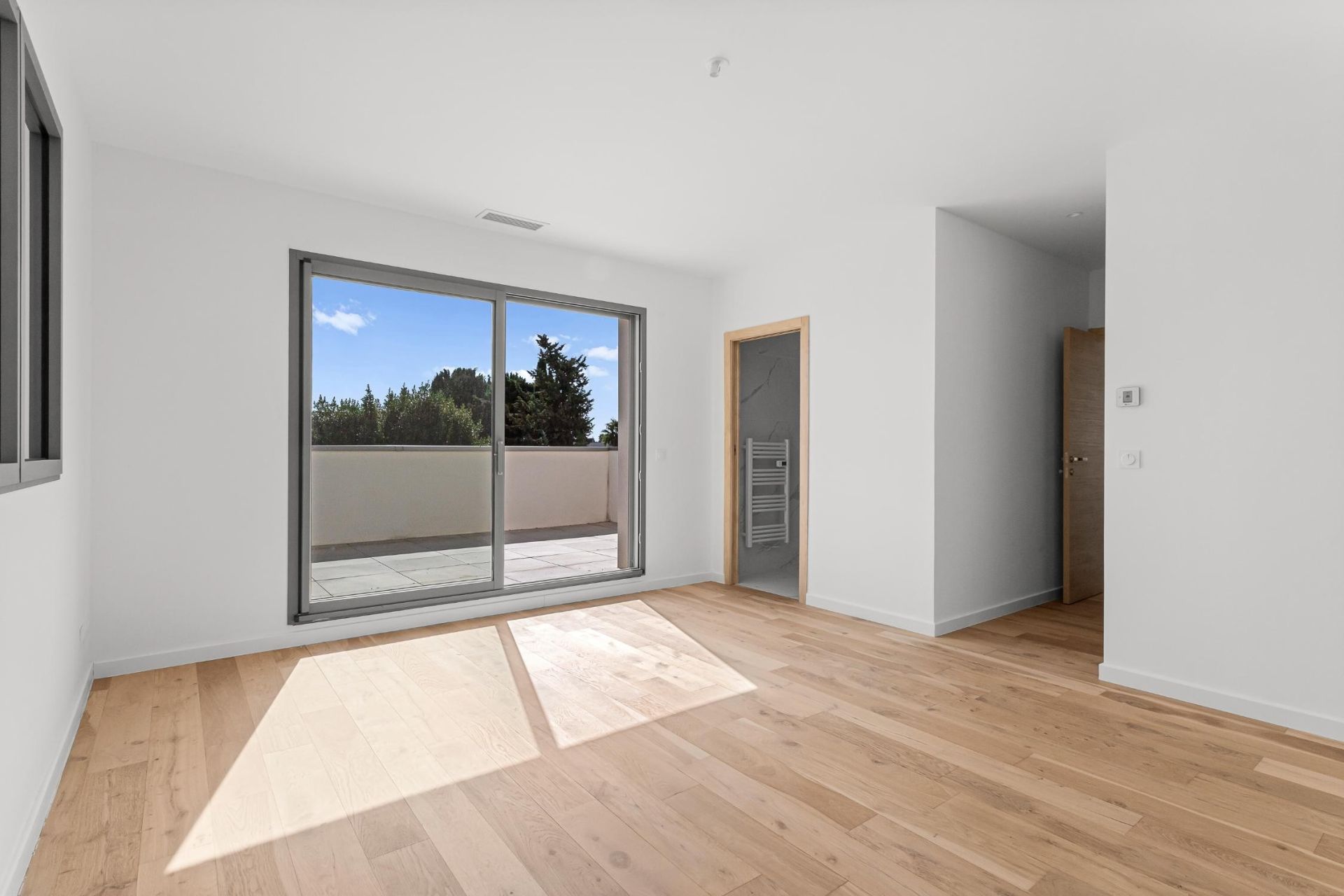 luxury villa 6 Rooms for sale on PEROLS (34470)