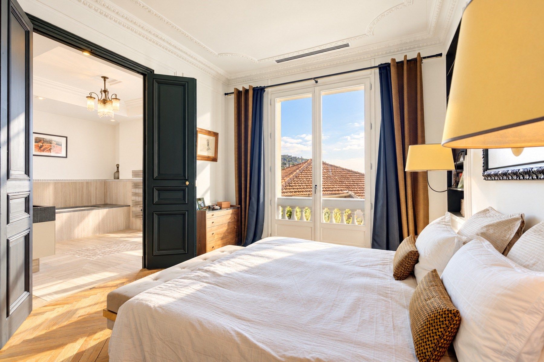 hôtel particulier 8 Pièces en vente sur NICE (06000)