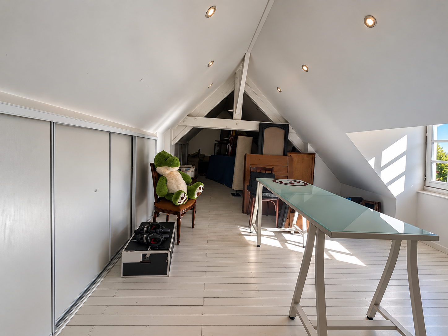 luxury house 10 Rooms for sale on MARCILLY EN VILLETTE (45240)